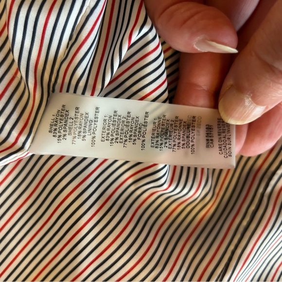 Tommy Hilfiger Textured Gray Ribbon Trim Blazer. Size 4. - Picture 14 of 16